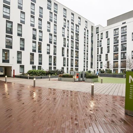 Sterling Court In Wembley London Ngoại thất bức ảnh