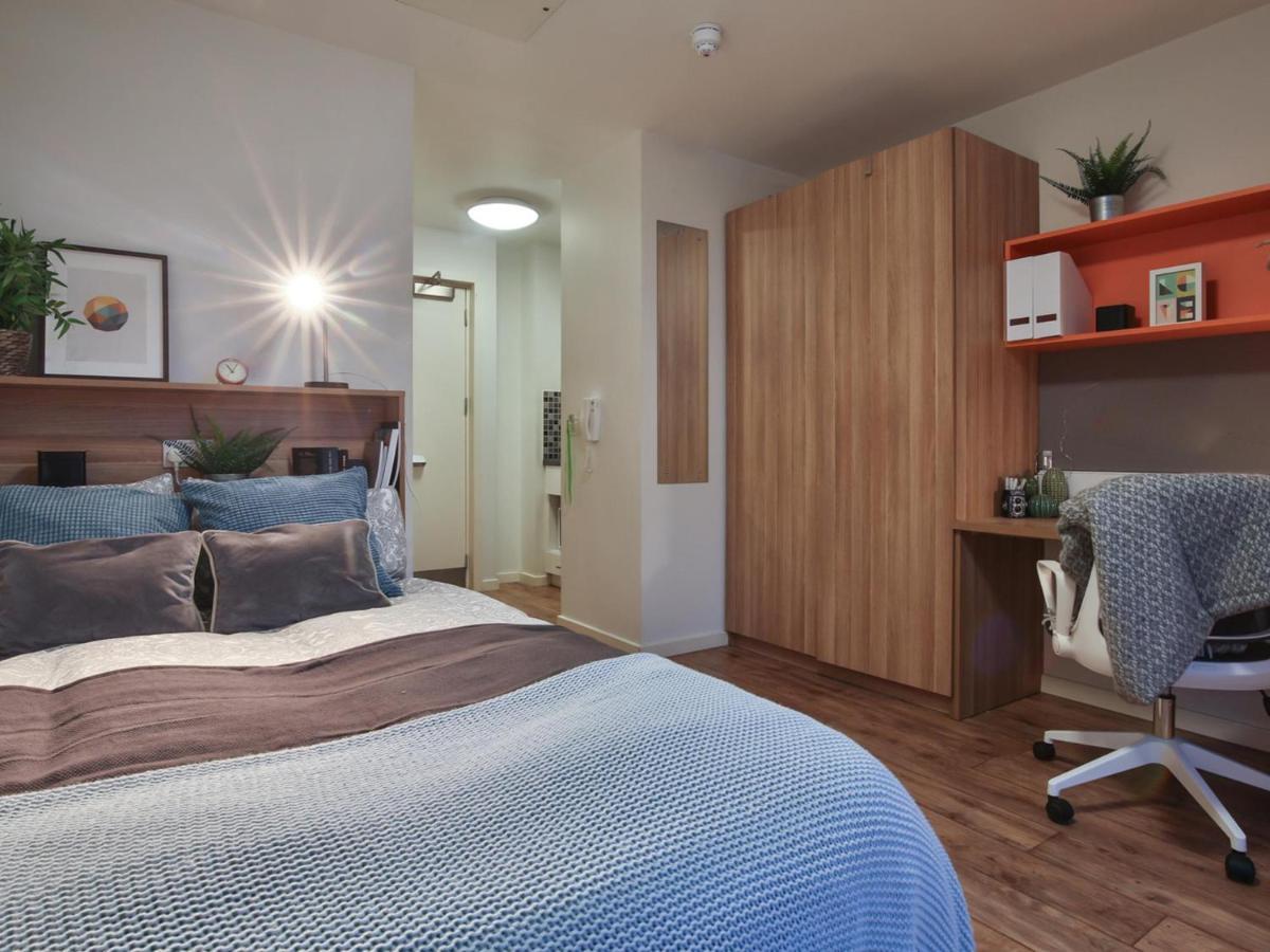Sterling Court In Wembley London Ngoại thất bức ảnh