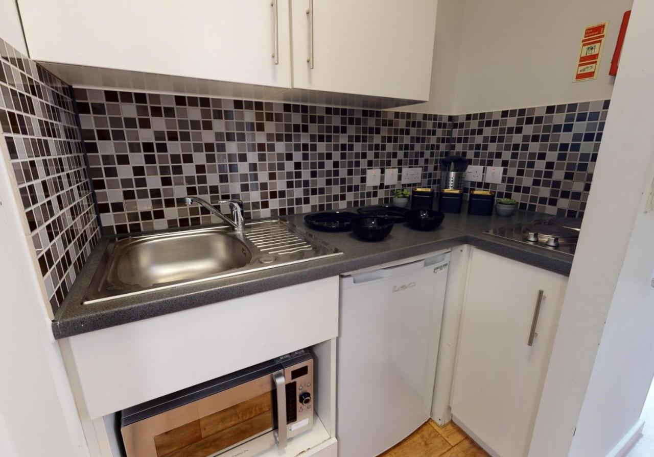 Sterling Court In Wembley London Ngoại thất bức ảnh