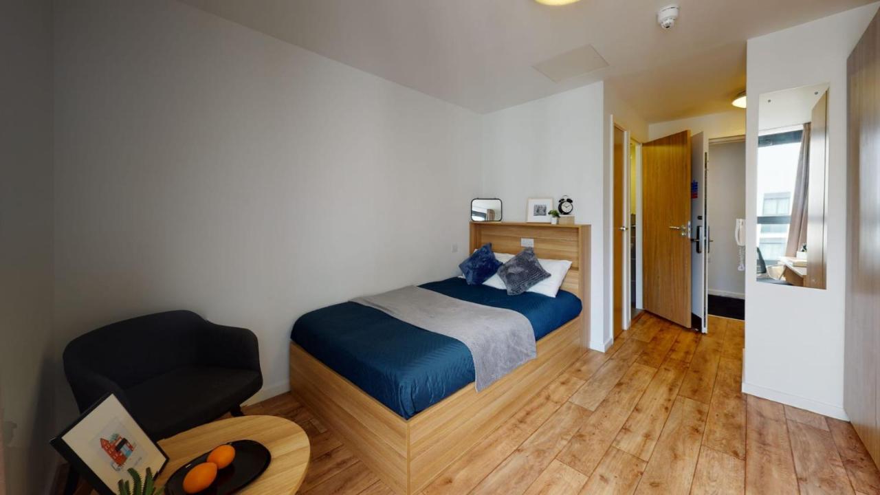 Sterling Court In Wembley London Ngoại thất bức ảnh